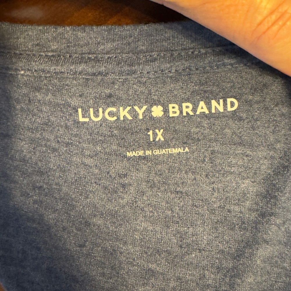 3040 | NWT Lucky Brand Nashville Guitars Graphic Tee Blue Heather Women 1X - Picture 5 of 10